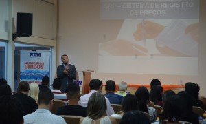 Registro de preços debatido com gestores em curso da FGM
