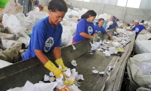 ONU reconhece importância de catadores na reciclagem de resíduos sólidos para a indústria