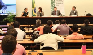 Área técnica da Confederação participa de capacitação em Legislação Ambiental da Câmara dos Deputados