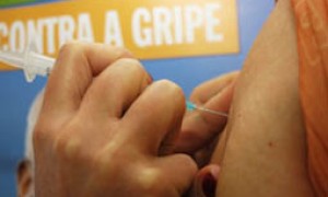 Vacinação contra a gripe começa nesta segunda-feira