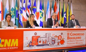 Painel do Congresso Brasileiro de Direito Tributário e Financeiro destaca receitas de transferências