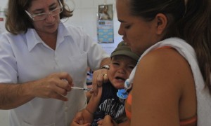 CNM elenca ações que podem ser adotadas pelos gestores no combate ao sarampo