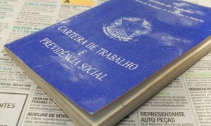 Empregados de conselhos da administração pública podem ser contratados pela CLT