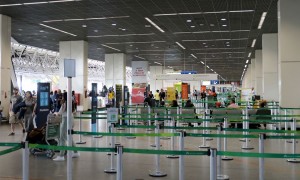 Medidas sanitárias restritivas devem ser implementadas nos aeroportos em 48 horas