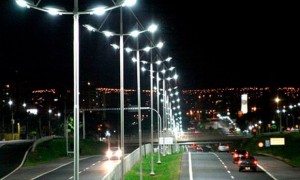 Eficiência Energética no setor de habitação e Iluminação Pública avança nos Municípios