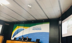 CNM participa de seminário sobre estruturação dos serviços de iluminação por meio de PPPs