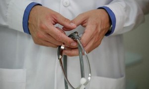 Mais Médicos: 53% dos profissionais com registro no Brasil já se apresentaram nos Municípios