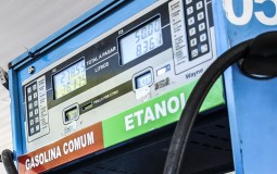Comissão fecha acordo para compensação do ICMS dos combustíveis